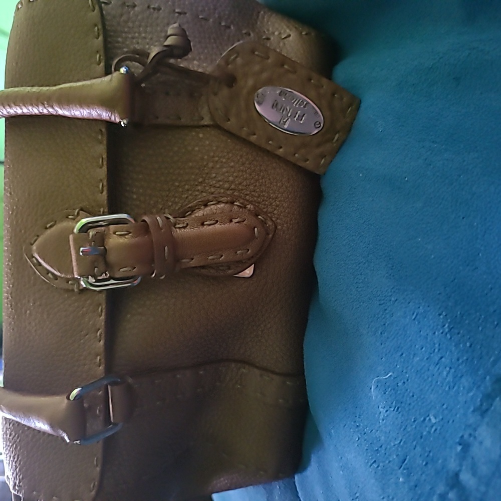 Purses - Picture 2 of 4